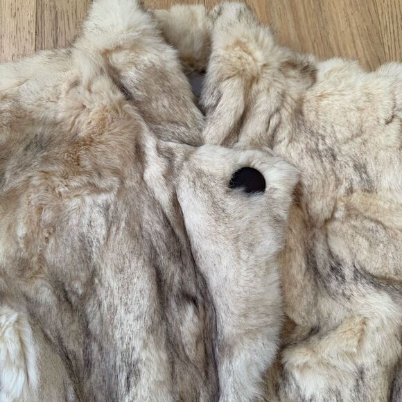 Vintage Dyed Rabbit Made In Hong Kong Fur Coat Mob Wife Luxury Cream Size Medium - Picture 3 of 10